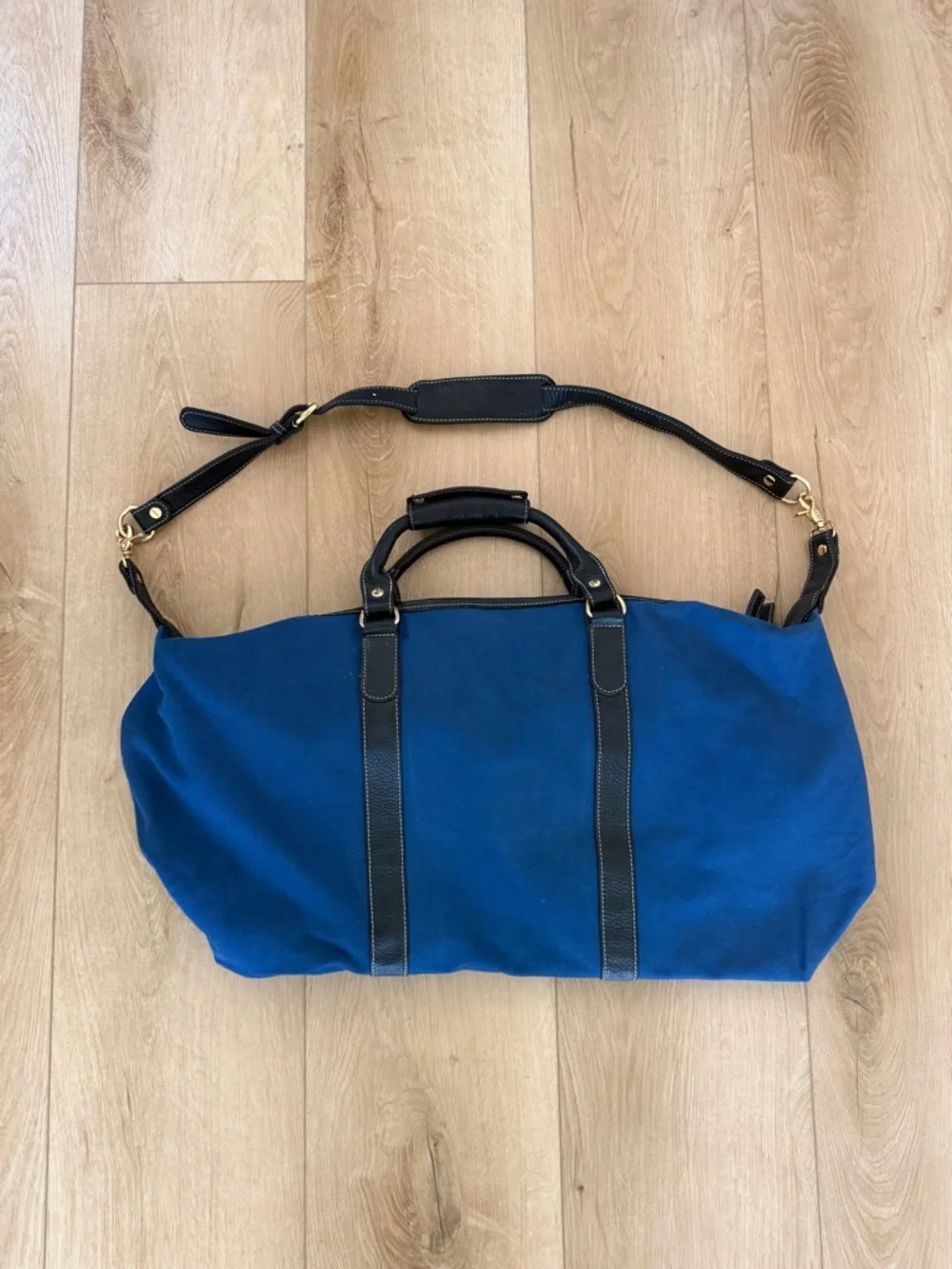 Barrington Duffle Bag.